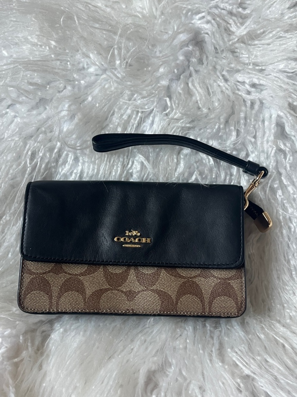 COACH Women's Foldover Wristlet